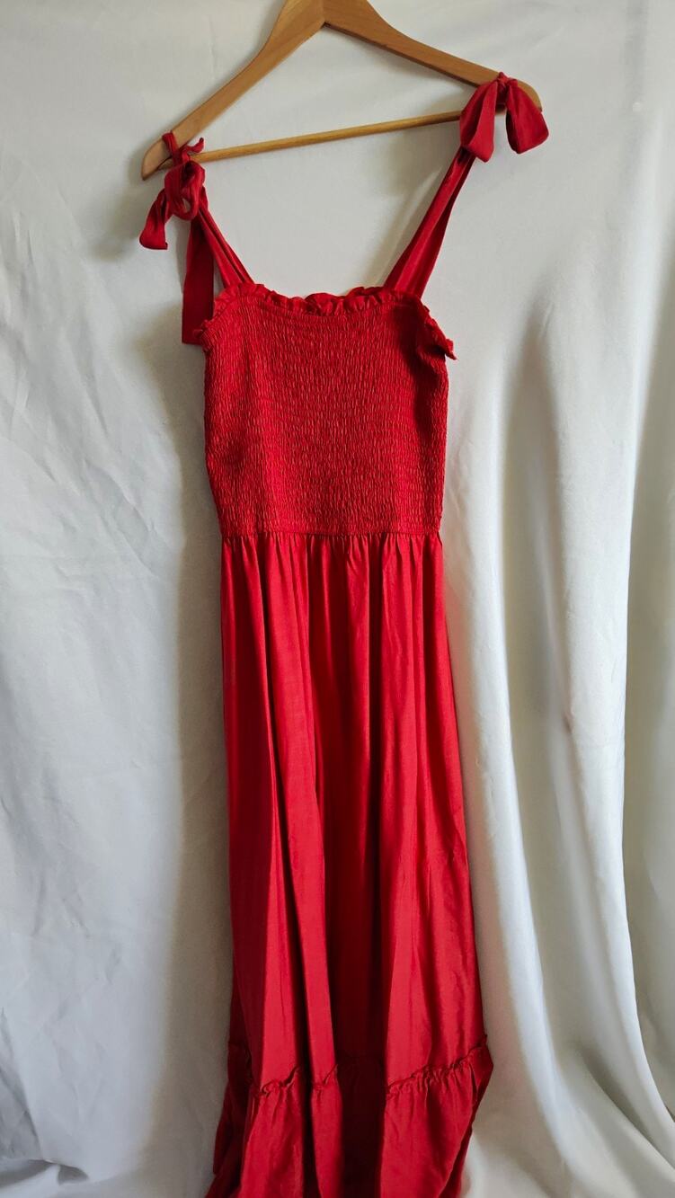 ZESICA Solid Red Smocked Tie Strap Square Neck Maxi Dress Size M